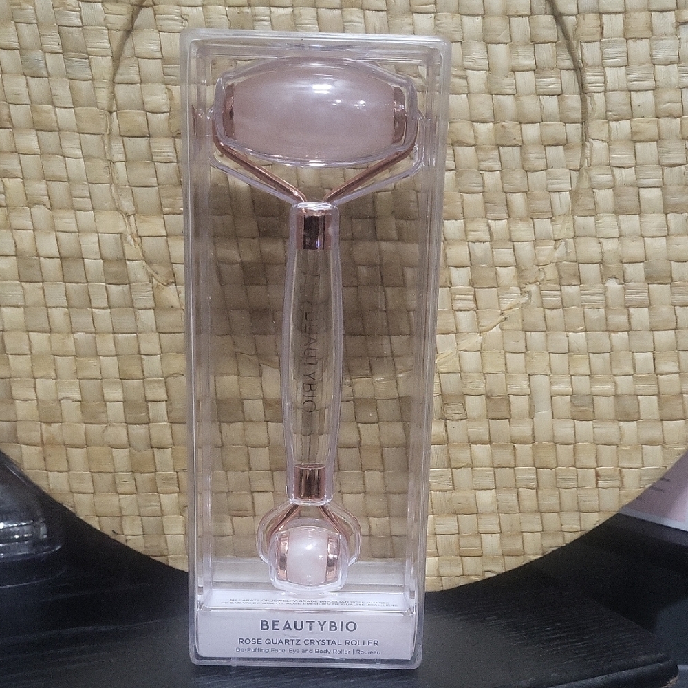 BeautyBio Rose Quartz Facial Roller - Pink